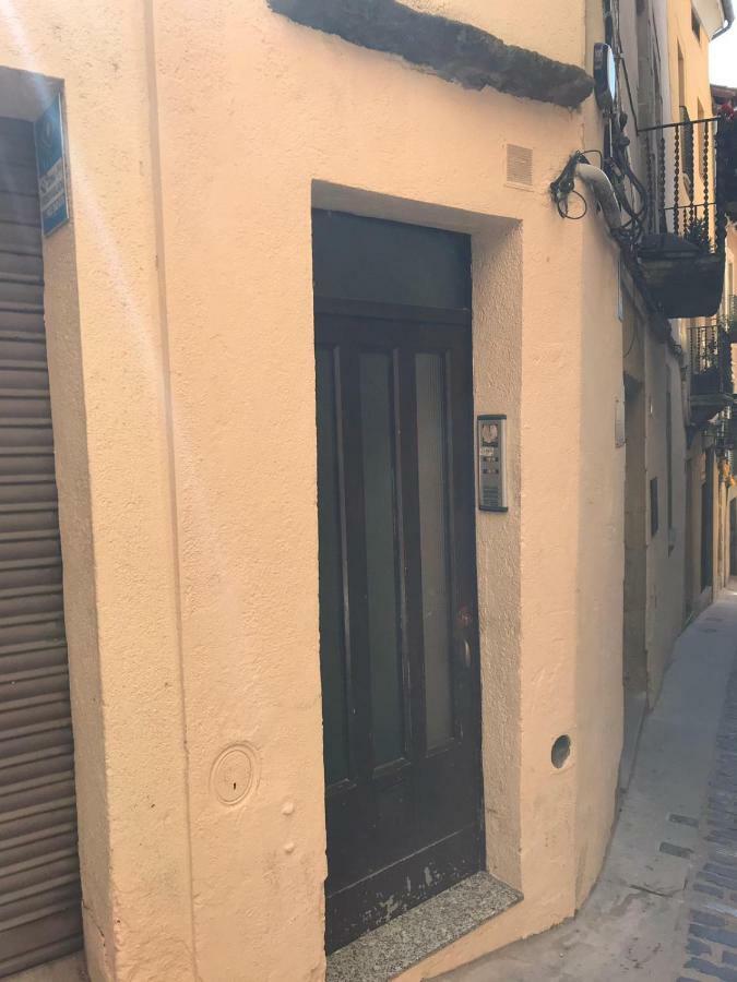 2 Acollidor Al Centre Historic De Aptgarbi Vic